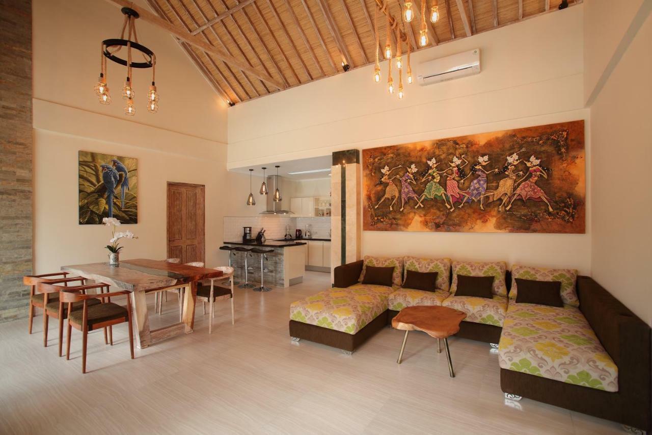 Tarku Villa *